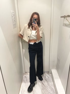 「ショート丈」｜「アイテム（テーラードジャケット、ホワイト系）」を使った、AKARIさん（レディース・162cm）の春コーディネート