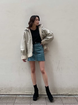 「厚底」｜「アイテム（ブルゾン）」を使った、AKARIさん（レディース・162cm）の冬コーディネート