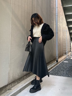 「厚底」｜「アイテム（ブルゾン）」を使った、AKARIさん（レディース・162cm）の冬コーディネート