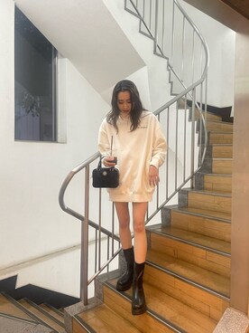 「162cm」｜「アイテム（スウェット）」を使った、AKARIさん（レディース・162cm）の秋コーディネート