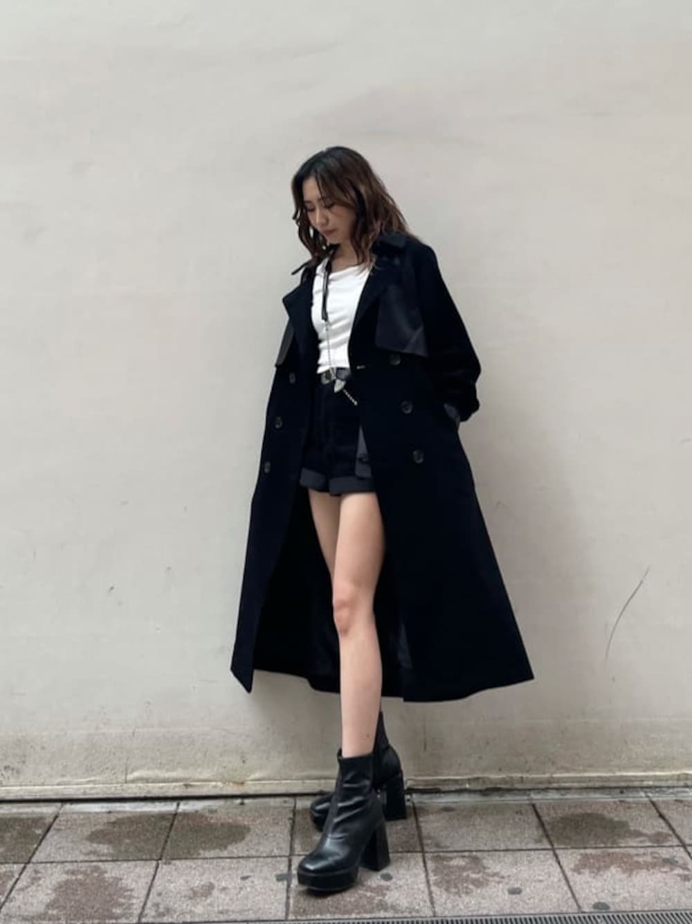 EVRIS（エヴリス）の「コーデュロイフェイクレザーコンビコート 