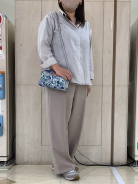 「TOKYO SHIRTS（トウキョウシャツ）の【Pitta Re:)】ふわっとガーゼシャツ ワイドシルエット 長袖 綿100% レディース カジュアルシャツ（シャツ/ブラウス、ベージュ系）」を使った、BRICK HOUSE シャツ工房 長崎夢彩都店さん（レディース・162cm）の夏コーディネート