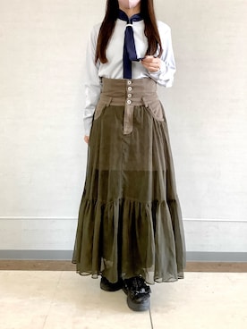 「TOKYO SHIRTS（トウキョウシャツ）の【吸水速乾】【COFREX】 配色ボウタイ ブラウス 長袖 レディースデザインシャツ（シャツ/ブラウス、ブルー系）」を使った、BRICK HOUSE シャツ工房 長崎夢彩都店さん（レディース・145cm）の夏コーディネート