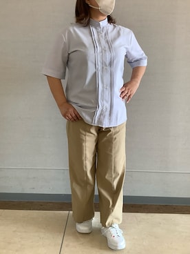 「TOKYO SHIRTS（トウキョウシャツ）の【吸水速乾】【COFREX】スタンド衿 ピンタック ブラウス 五分袖 レディースデザインシャツ（シャツ/ブラウス、ブルー系）」を使った、BRICK HOUSE シャツ工房 長崎夢彩都店さん（レディース・162cm）の夏コーディネート