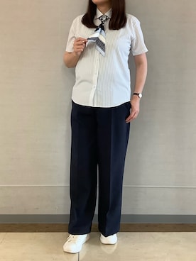 「TOKYO SHIRTS（トウキョウシャツ）の【吸水速乾】【COFREX】形態安定ノンアイロン ワイド 半袖ビジネスワイシャツ（ビジネスシャツ、ブルー系）」を使った、BRICK HOUSE シャツ工房 長崎夢彩都店さん（レディース・162cm）の夏コーディネート