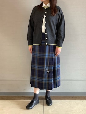 「アイテム（ビジネスシャツ）」を使った、BRICK HOUSE シャツ工房 長崎夢彩都店さん（レディース・162cm）の冬コーディネート
