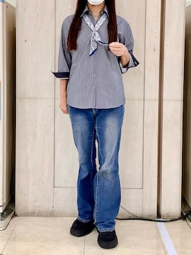「TOKYO SHIRTS（トウキョウシャツ）の【透け防止】 形態安定ノンアイロン スキッパー 7分袖ビジネスワイシャツ（ビジネスシャツ、グレー系）」を使った、BRICK HOUSE シャツ工房 長崎夢彩都店さん（レディース・145cm）の夏コーディネート