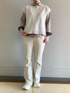 「TOKYO SHIRTS（トウキョウシャツ）のアイテム（ビジネスシャツ）」を使った、BRICK HOUSE シャツ工房 長崎夢彩都店さん（レディース・170cm）の春コーディネート