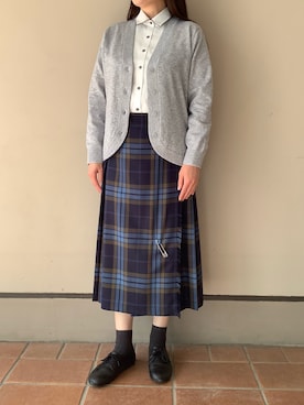 「アイテム（ビジネスシャツ）」を使った、BRICK HOUSE シャツ工房 長崎夢彩都店さん（レディース・162cm）の秋コーディネート