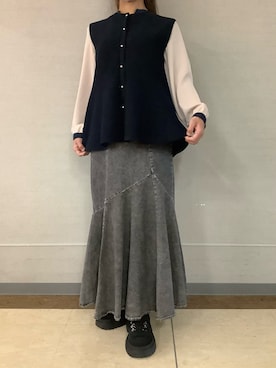 「TOKYO SHIRTS（トウキョウシャツ）のアイテム（ベスト）」を使った、BRICK HOUSE シャツ工房 長崎夢彩都店さん（レディース・158cm）の春コーディネート