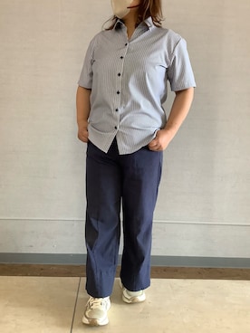 「TOKYO SHIRTS（トウキョウシャツ）の【吸水速乾】【COFREX】形態安定ノンアイロン スキッパー 半袖ビジネスワイシャツ（ビジネスシャツ、ブルー系）」を使った、BRICK HOUSE シャツ工房 長崎夢彩都店さん（レディース・162cm）の夏コーディネート