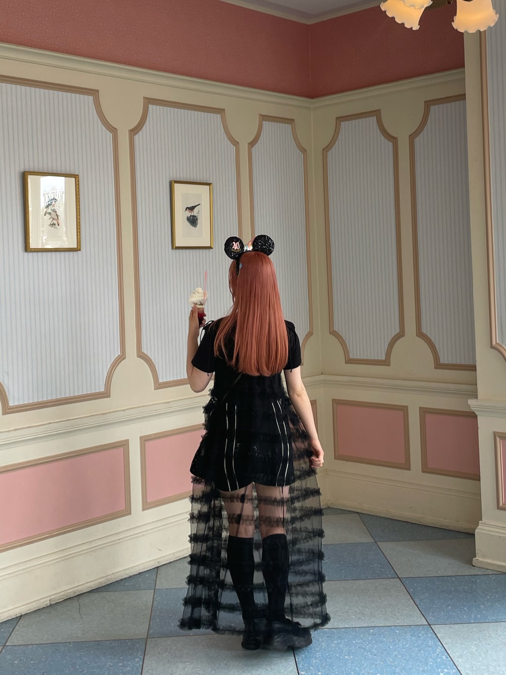 「ディズニーコーデ、ディズニーランド、夏コーデ、チュールドレス、Bibiy、bibiy_girls、ブラックコーデ、ガーリー、ガーリーコーデ、服飾学生」｜「Bibiy.のアイテム（その他パンツ、ブラック系）」を使った、🎀さん（レディース・157cm）の夏コーディネートの1枚目の写真