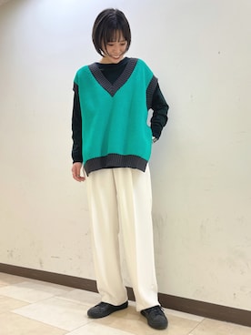 「CONVERSE TOKYO（コンバーストウキョウ）のアイテム（スラックス）」を使った、SARINAさん（レディース・168cm）の秋コーディネート