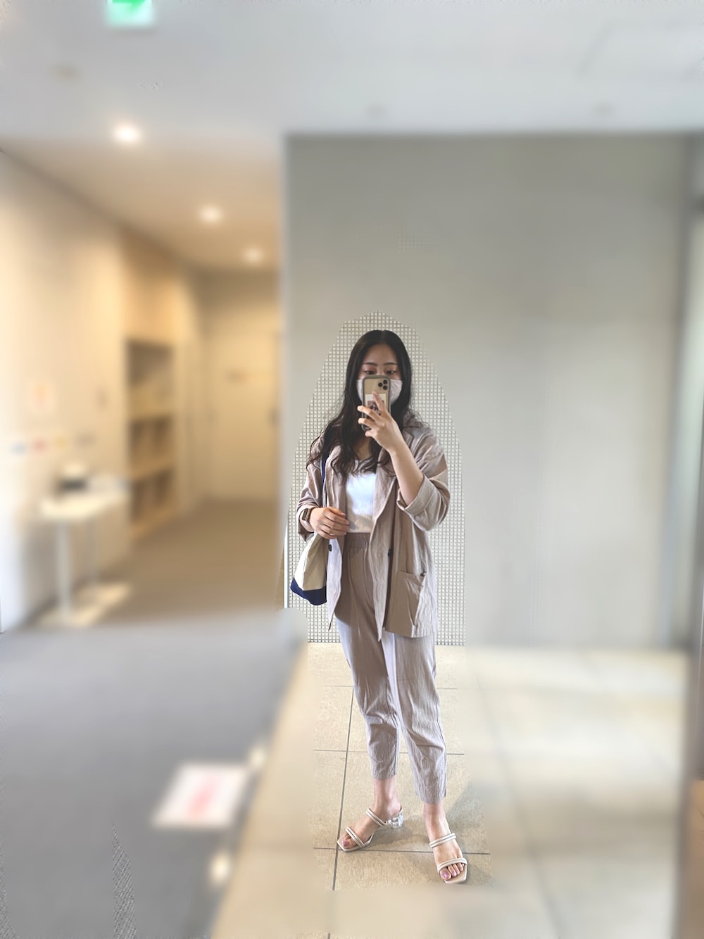 「セットアップ、シンプルコーデ、GRL、ワントーンコーデ」｜「GUのアイテム（タンクトップ、ホワイト系）」を使った、ojogrmさん（レディース・156cm）の夏コーディネートの1枚目の写真