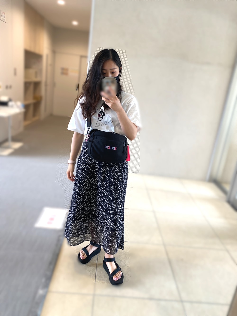 「カジュアルコーデ、シンプルコーデ、GU」｜「GUのアイテム（スカート、ブラック系）」を使った、ojogrmさん（レディース・156cm）の夏コーディネートの1枚目の写真