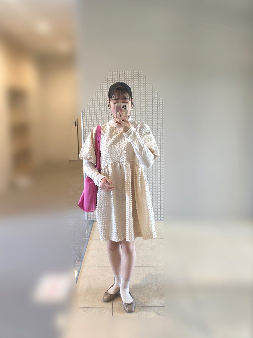 「淡色コーデ、淡色女子、お洒落さんとつながりたい、ワンピースコーデ、春コーデ、きれいめカジュアル、骨格ウェーブ」｜「nairoのアイテム（バレエシューズ、ベージュ系）」を使った、ojogrmさん（レディース・156cm）の春コーディネートの1枚目の写真