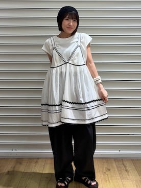 「LOWRYS FARM（ローリーズファーム）の【接触冷感】ベーシックノースリーブ　1043004（Tシャツ/カットソー、ホワイト系）」を使った、f u m iさん（レディース・153cm）の夏コーディネート