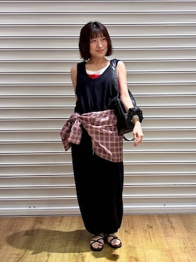 「LOWRYS FARM（ローリーズファーム）のシアーシャツＬＳ  605853（シャツ/ブラウス、ブラウン系）」を使った、f u m iさん（レディース・153cm）の夏コーディネート