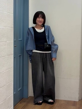 「LOWRYS FARM（ローリーズファーム）のＢＡＳＩＣシアータンク 1042099（タンクトップ、ホワイト系）」を使った、f u m iさん（レディース・153cm）の夏コーディネート