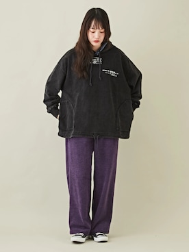 「カラー×コーデ」｜「アイテム（パーカー）」を使った、CUBE SUGARさん（レディース・158cm）の冬コーディネート