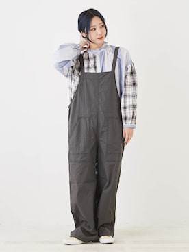 「24ssトレンド」｜「アイテム（サロペット/オーバーオール）」を使った、CUBE SUGARさん（レディース・156cm）の冬コーディネート