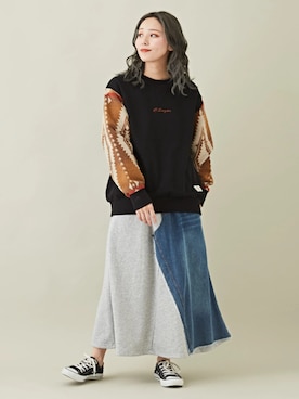 「アイテム（デニムスカート、グレー系）」を使った、CUBE SUGARさん（レディース・156cm）の冬コーディネート