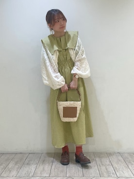 「オフホワイト」｜「アイテム（ワンピース/ドレス）」を使った、🧶yuna🧶さん（レディース・157cm）の夏コーディネート
