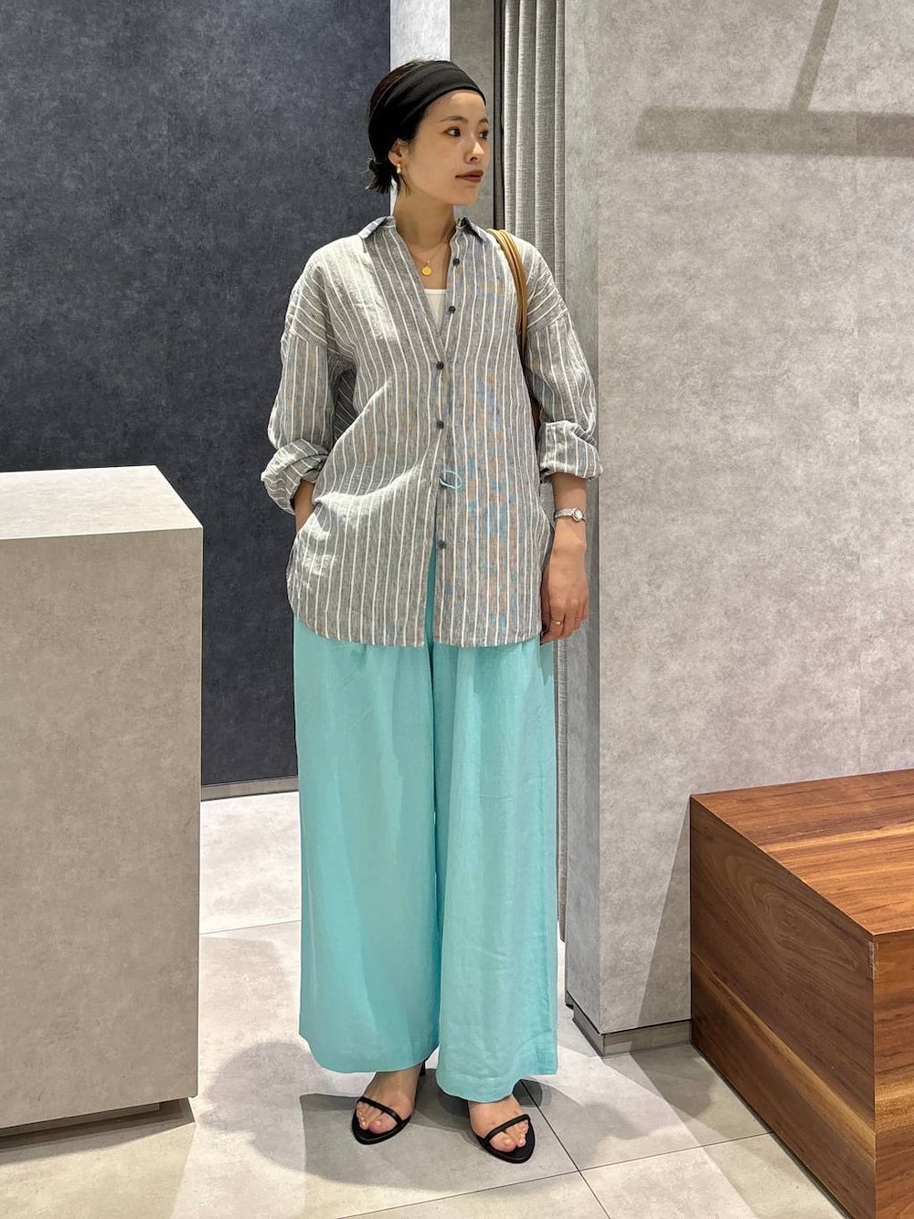 「ADD CULUMNのBARNYARDSTORM / 【ADDCULUMN / アドカラム】 / PUFFボストン（ボストンバッグ、イエロー系）」を使った、nonko1996さん（レディース・155cm）の春コーディネートの1枚目の写真