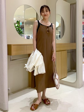 「Juze（ジュゼ）のフラットスライドサンダル（サンダル）」を使った、Etsukoさん（レディース・165cm・40代）の夏コーディネート