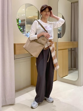 「アイテム（バッグ）」を使った、Etsukoさん（レディース・165cm・40代）の秋コーディネート