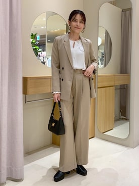 「アイテム（シャツ/ブラウス）」を使った、Etsukoさん（レディース・165cm・40代）の秋コーディネート