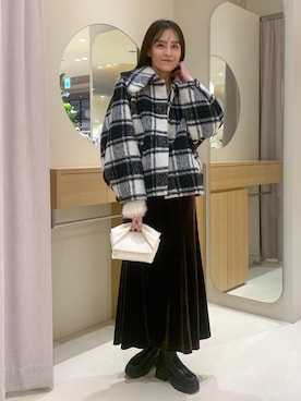 「アイテム（ブルゾン）」を使った、Etsukoさん（レディース・165cm・40代）の冬コーディネート