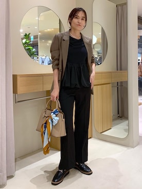 「アイテム（アクセサリー）」を使った、Etsukoさん（レディース・165cm・40代）の秋コーディネート