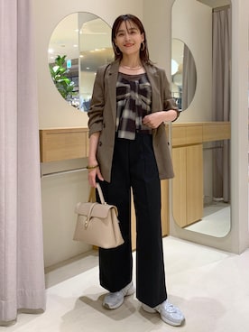 「アイテム（テーラードジャケット）」を使った、Etsukoさん（レディース・165cm・40代）の夏コーディネート
