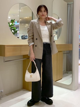 「アイテム（ジャケット/アウター）」を使った、Etsukoさん（レディース・165cm・40代）の秋コーディネート