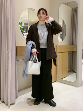 「アイテム（テーラードジャケット）」を使った、Etsukoさん（レディース・165cm・40代）の秋コーディネート