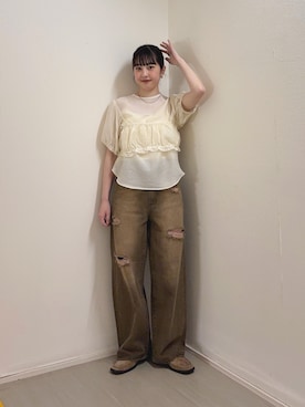 「KBF（ケイビーエフ）のマッドクラッシュデニム（デニムパンツ、グリーン系）」を使った、河野楓佳さん（レディース・157cm）の春コーディネート