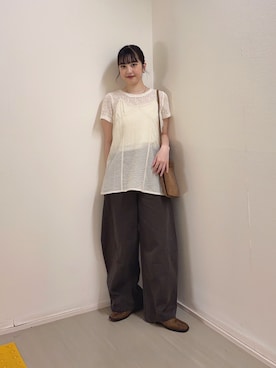 「アイテム（その他シューズ、ブラウン系）」を使った、河野楓佳さん（レディース・157cm）の夏コーディネート