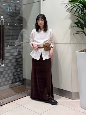 「KBF（ケイビーエフ）のアイテム（トップス）」を使った、河野楓佳さん（レディース・157cm）の秋コーディネート