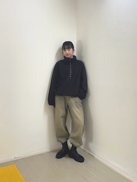 「アイテム（その他トップス）」を使った、河野楓佳さん（レディース・157cm）の冬コーディネート