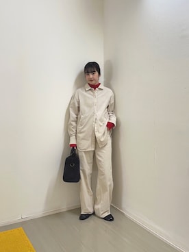 「アイテム（その他シューズ）」を使った、河野楓佳さん（レディース・157cm）の秋コーディネート