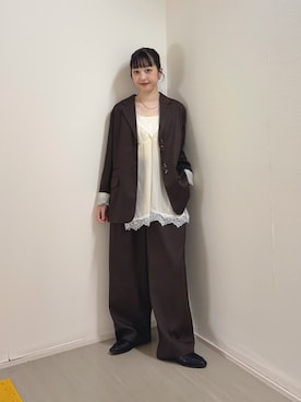 「KBF（ケイビーエフ）のアイテム（その他シューズ）」を使った、河野楓佳さん（レディース・157cm）の秋コーディネート