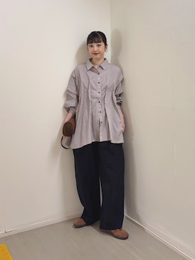 「タックパンツ」｜河野楓佳さん（レディース・157cm）の秋コーディネート