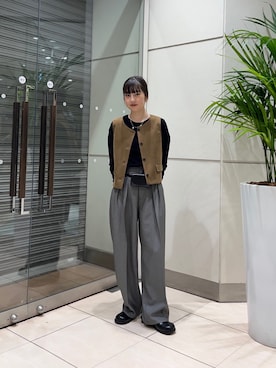 「アイテム（その他シューズ）」を使った、河野楓佳さん（レディース・157cm）の秋コーディネート