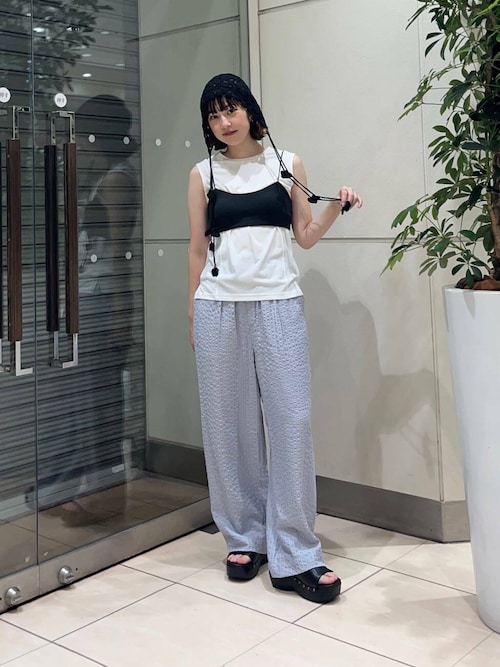 スタッズサボサンダル
