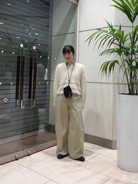 「アイテム（その他シューズ）」を使った、河野楓佳さん（レディース・157cm）の秋コーディネート