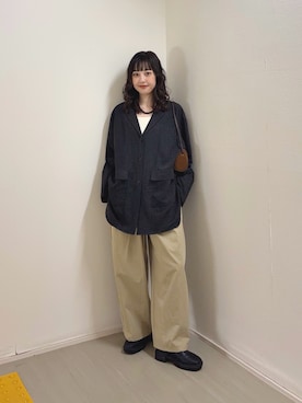「KBF（ケイビーエフ）のアイテム（トップス）」を使った、河野楓佳さん（レディース・157cm）の秋コーディネート