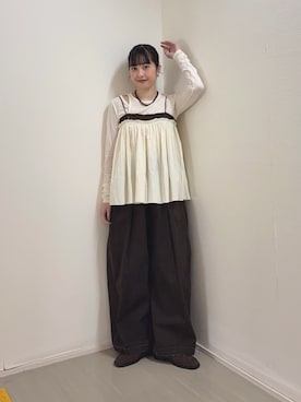 「アイテム（その他トップス）」を使った、河野楓佳さん（レディース・157cm）の春コーディネート