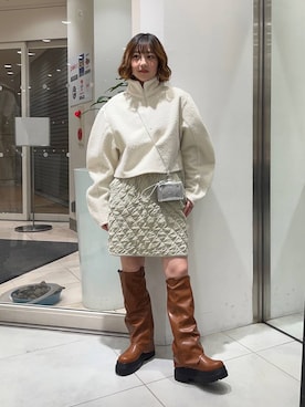 「アイテム（財布）」を使った、河野楓佳さん（レディース・157cm）の冬コーディネート