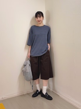 「KBF（ケイビーエフ）のBIGボーダーニット（ニット/セーター、グレー系）」を使った、河野楓佳さん（レディース・157cm）の春コーディネート